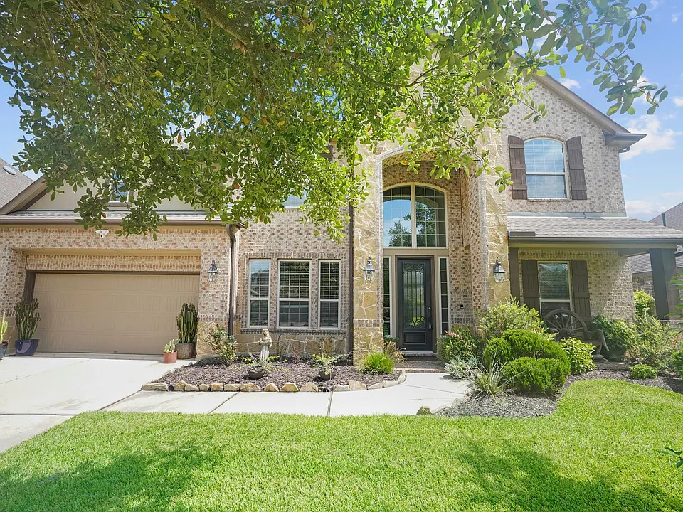 6318 Sunstone Falls Ln