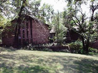 4110 Colonial Dr, Sapulpa, OK 74066