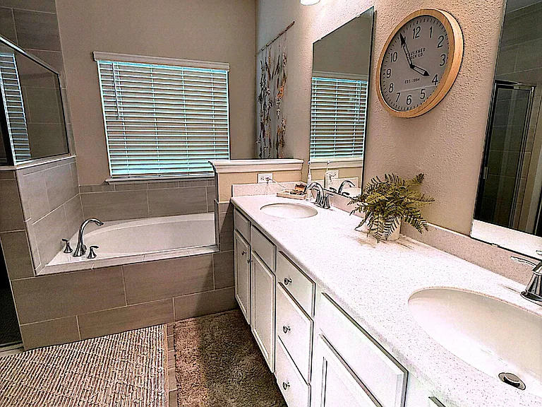 86 Ridgewind Dr — Photo 16