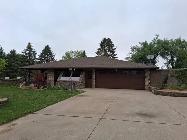 905 Walnut St, Mapleton, IA 51034