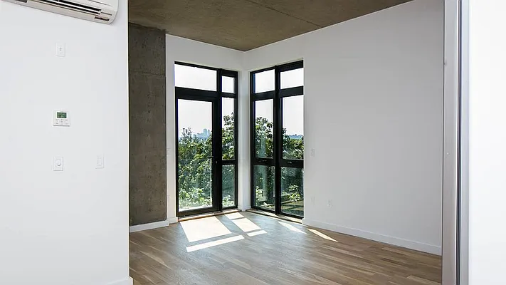 Rented by Nooklyn NYC LLC | media 54