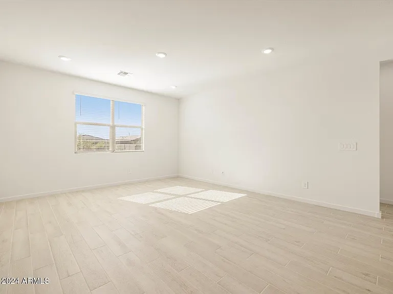 16063 W Desert Spoon Dr — Photo 14