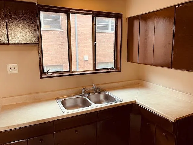 240 Waltham St — Photo 3