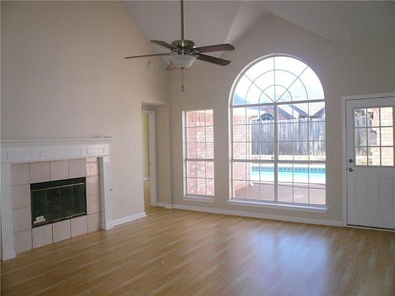 3rd image of 7933 Crystal Creek Cir