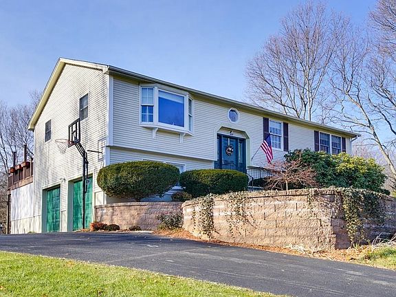 6 Blue Ribbon Lane Medway, M