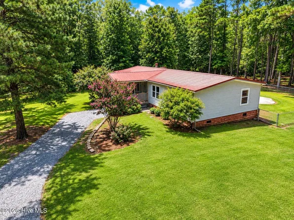 180 William Gurganus Road, Maple Hill, NC 28454