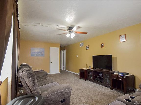 4th image of 3940 Norledge Dr