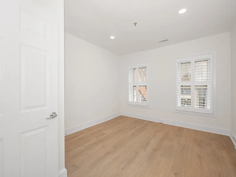 112 N Market St #0 — Photo 13