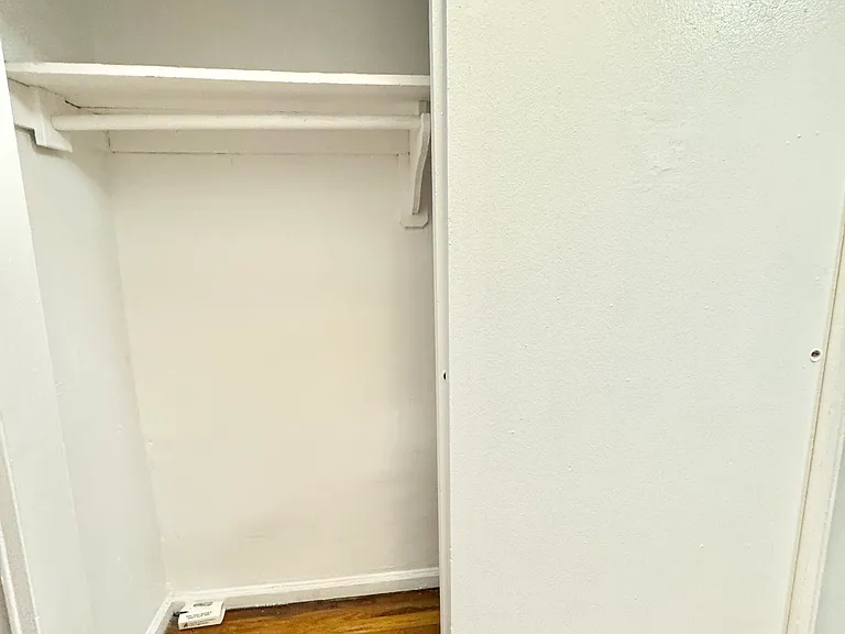 820 Ocean Pkwy #10 — Photo 9
