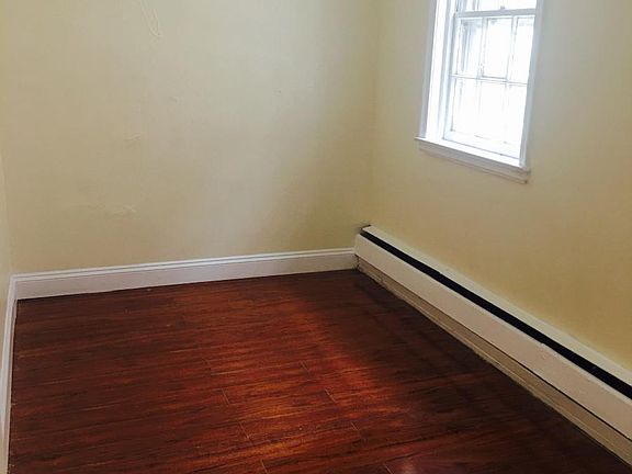 5th image of 1581 Astor Ave