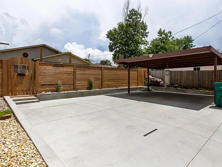 2608 N Union Blvd — Photo 10