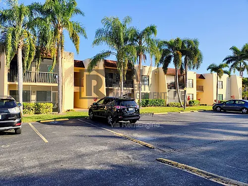 12471 McGregor Blvd #10-1 Photo 1