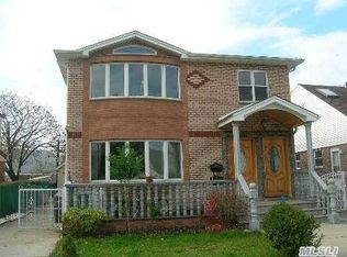 5624 199th St, Fresh Meadows, NY 11365