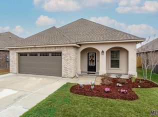 4732 Viola Farms Dr, Addis, LA 70710