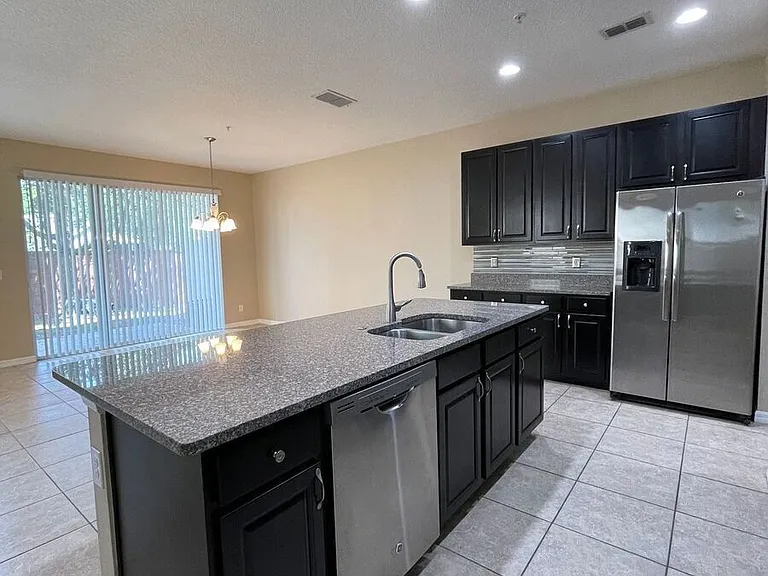 1045 Palma Verde Pl — Photo 8