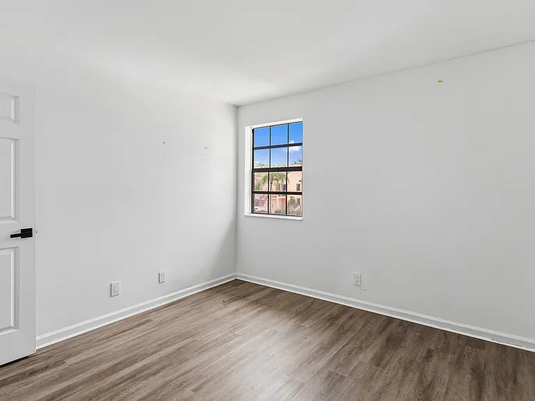 3171 Leewood Ter #L235 — Photo 12