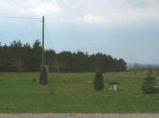 9985 N Black River Rd, Cheboygan, MI 49721