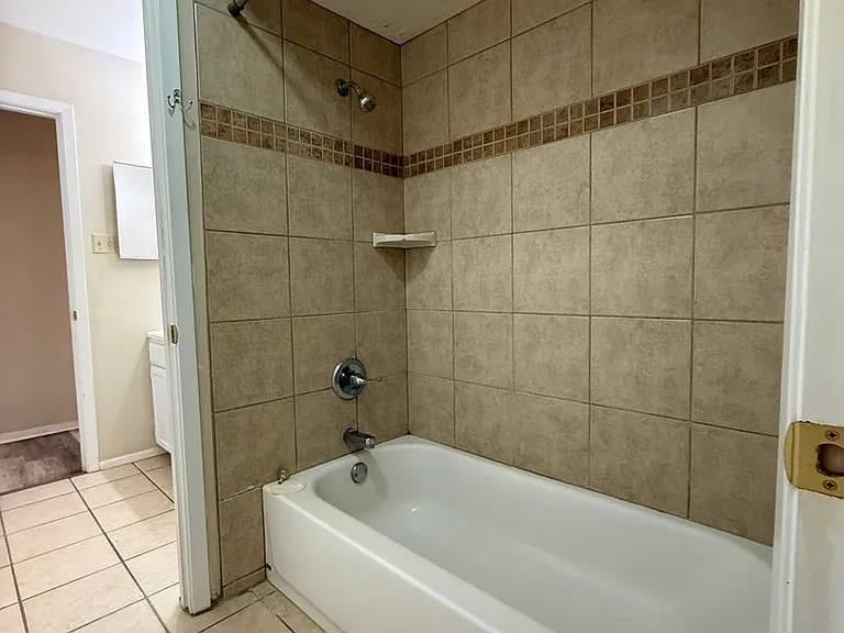 1001 Todd Ln — Photo 10