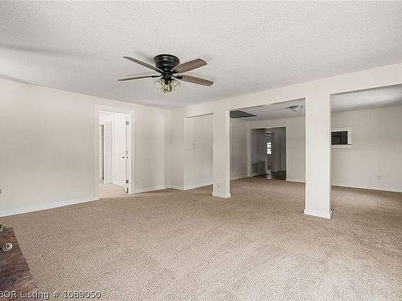 5th image of 1904 Barbara Ln