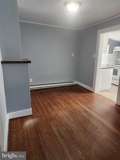 15002 Woolens Ln — Photo 5