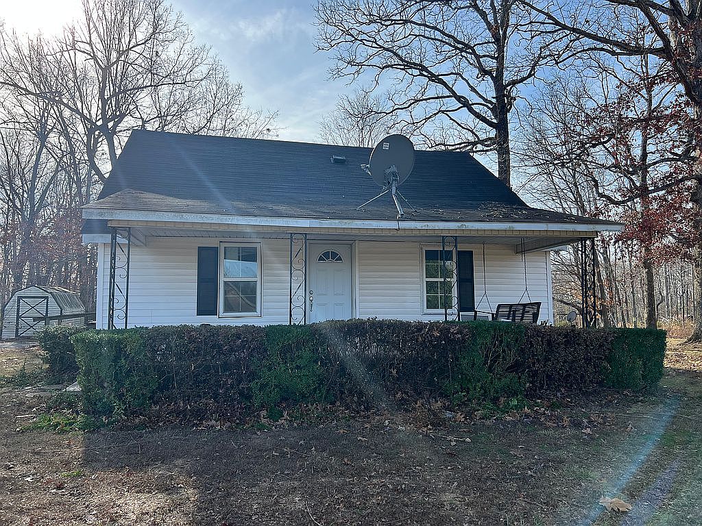 2463 Old Dover Rd, Cadiz, KY 42211 | Zillow