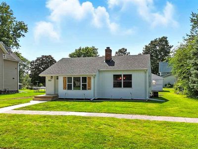 1103 N Iowa Ave, Washington, IA, 52353