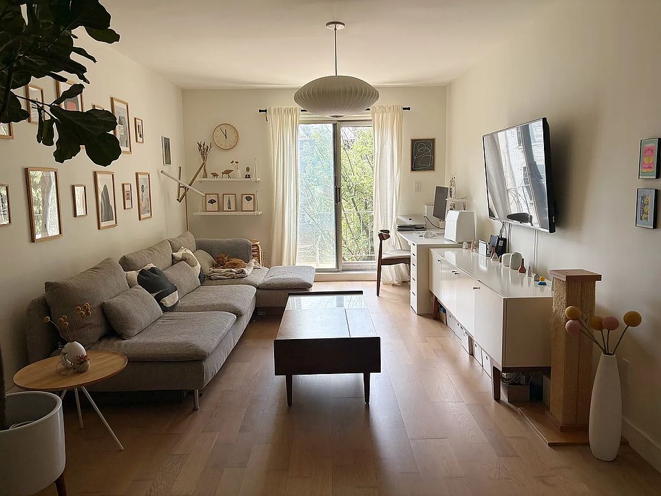 1st image of 468 W 23rd St #4B