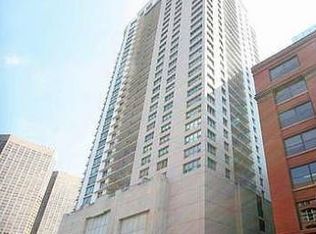 125 S Jefferson St #1304, Chicago, IL 60606