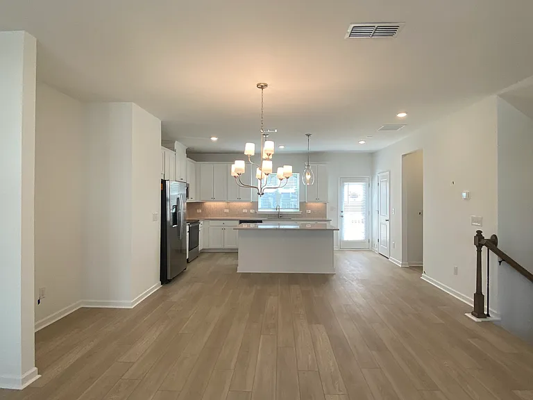 2722 Dreycott Ln — Photo 35