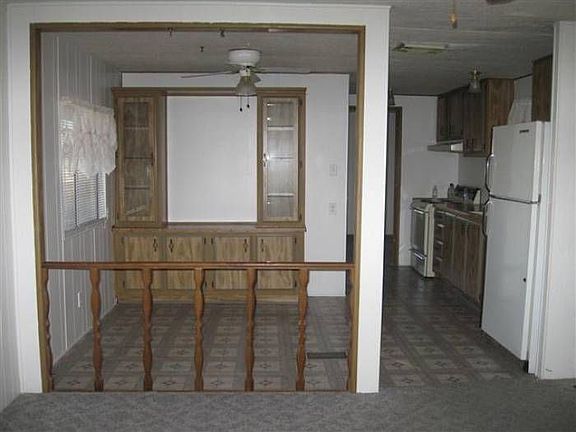 Diningroom & Kitchen