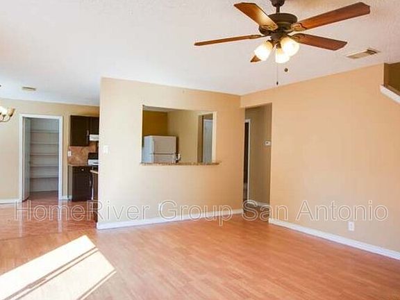4th image of 309 Stone Gate Dr