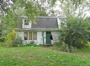 7 Linden St, Oxford, MA 01540
