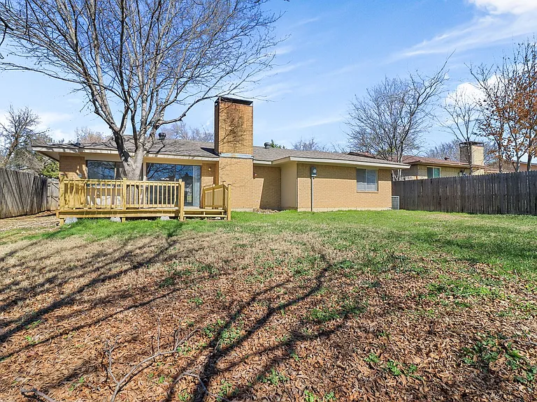 1020 Mountview Dr — Photo 15