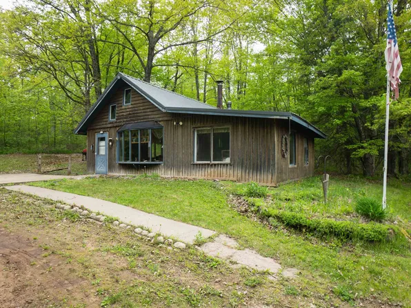W4785 County Hwy Z, Pembine, WI 54156
