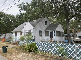 418 Center St, Forked River, NJ 08731