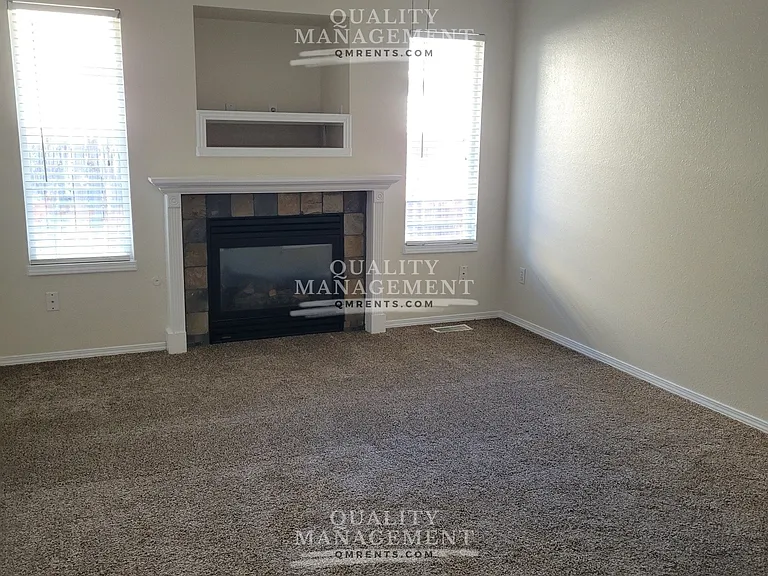 2104 E Olympic Ave — Photo 14