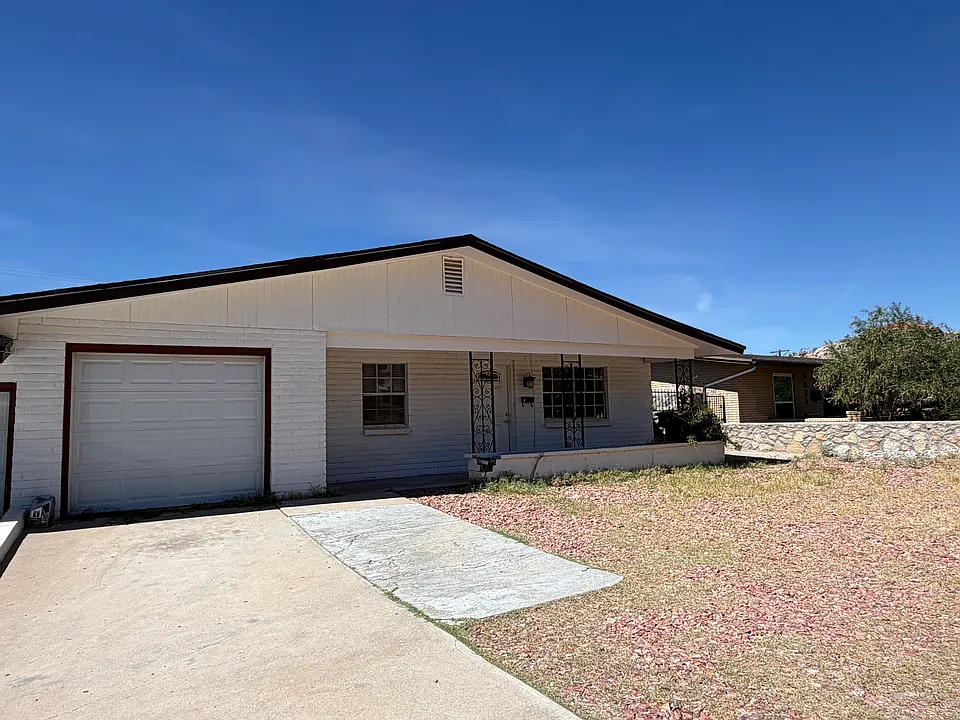 4867 Cuartel Ln #B