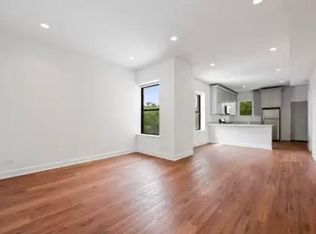 6036 N Broadway St #2, Chicago, IL 60660