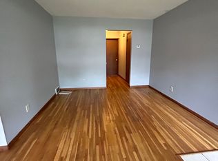 5850 4th St NE, Fridley, MN 55432