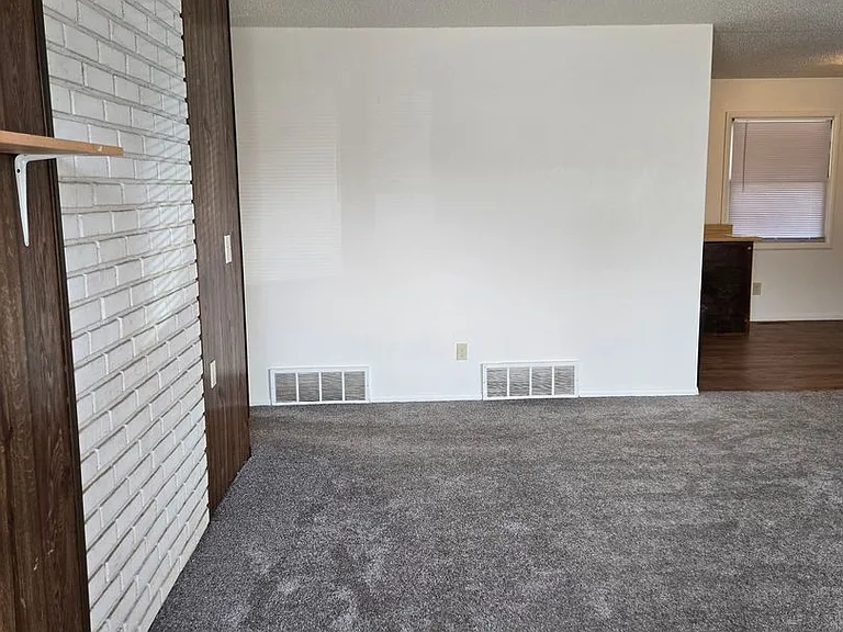 318 & 320 N 19th Ave — Photo 2