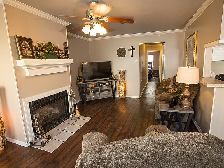 Preservation Hill Condominiums — Photo 1