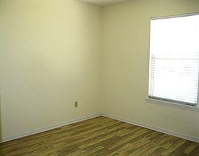 3rd image of 3112 Sebring Ct