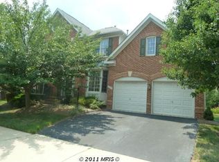 2046 George Washington Rd, Vienna, VA 22182