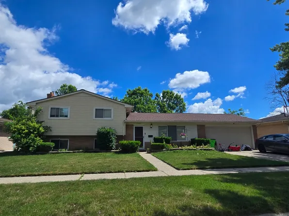 23643 Fenton St, Clinton Township, MI 48036