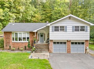 96 Gallows Hill Rd, Redding, CT 06896