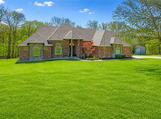 12912 Moore Ln, Gravette, AR 72736