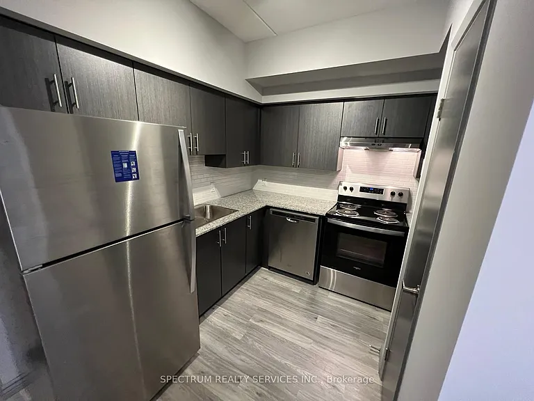 275 Larch St #A-306 — Photo 8