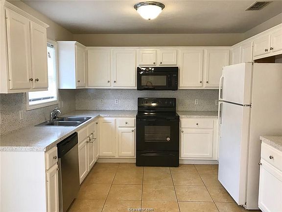 4th image of 3716 Marielene Cir