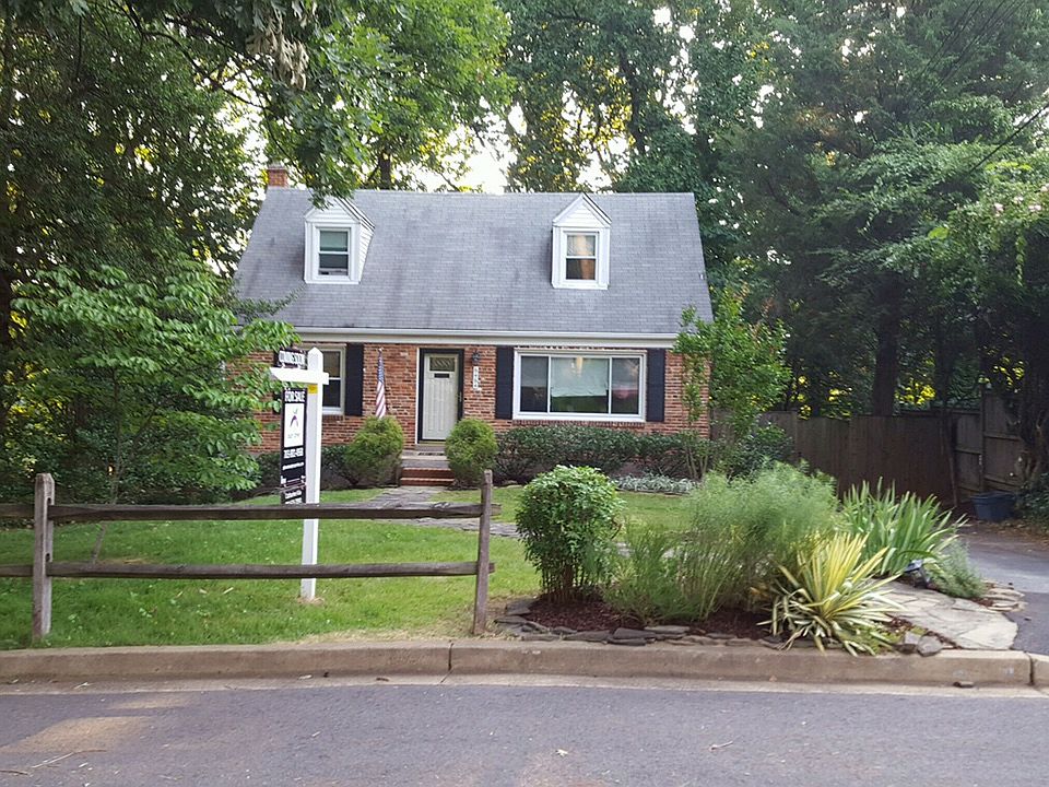 1st image of 6464 Oakwood Dr