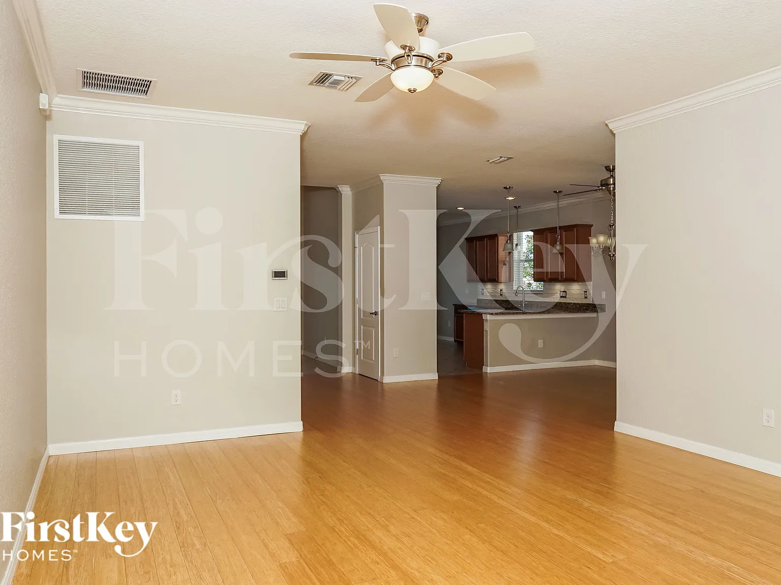 3 bed, 2.0 bath, 1671 sqft, $1,985 — Photo 2
